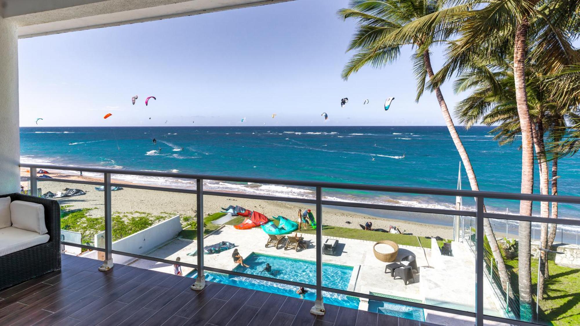 كاباريتي Watermark Luxury Oceanfront Residences المظهر الخارجي الصورة