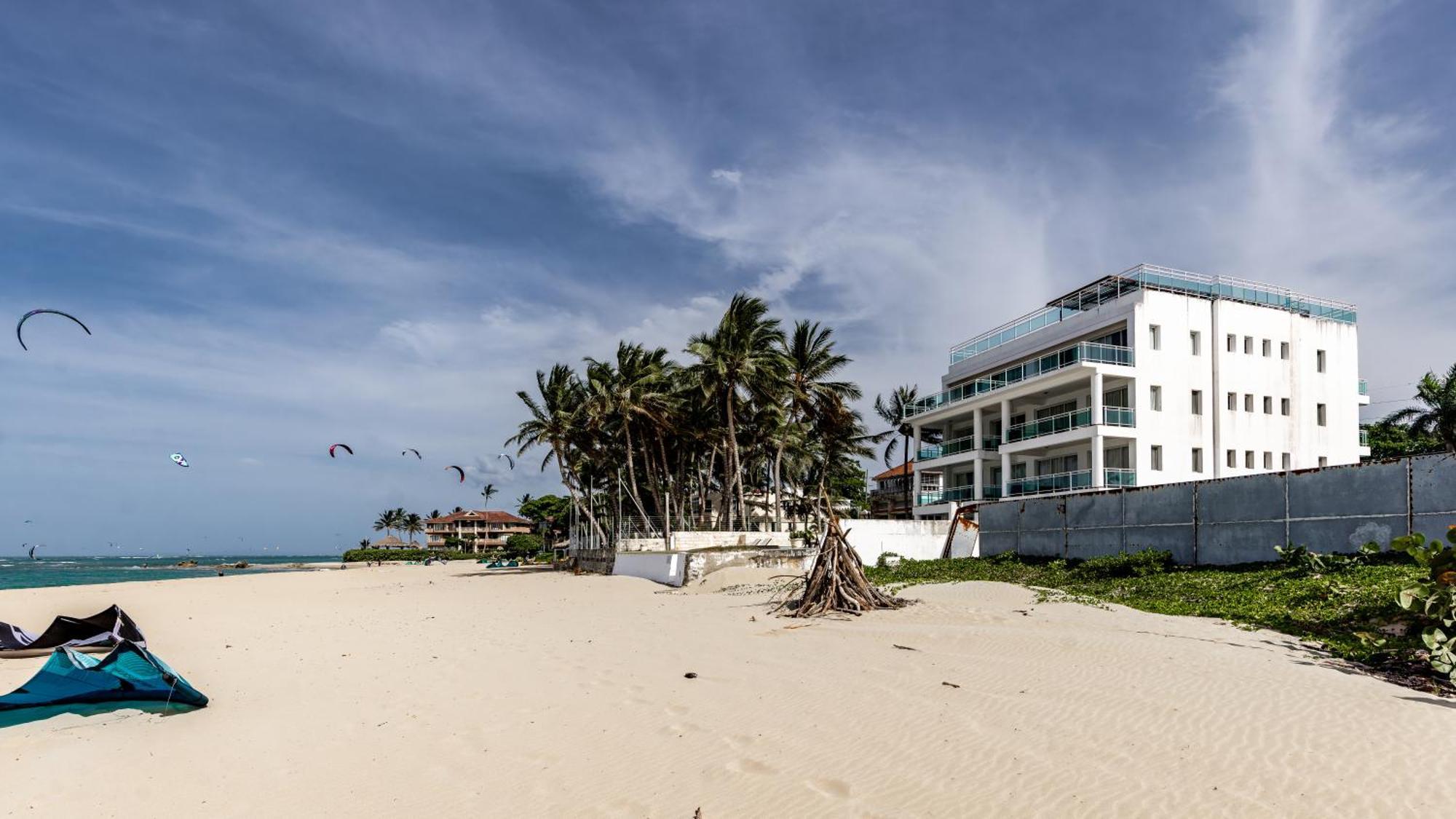 كاباريتي Watermark Luxury Oceanfront Residences المظهر الخارجي الصورة