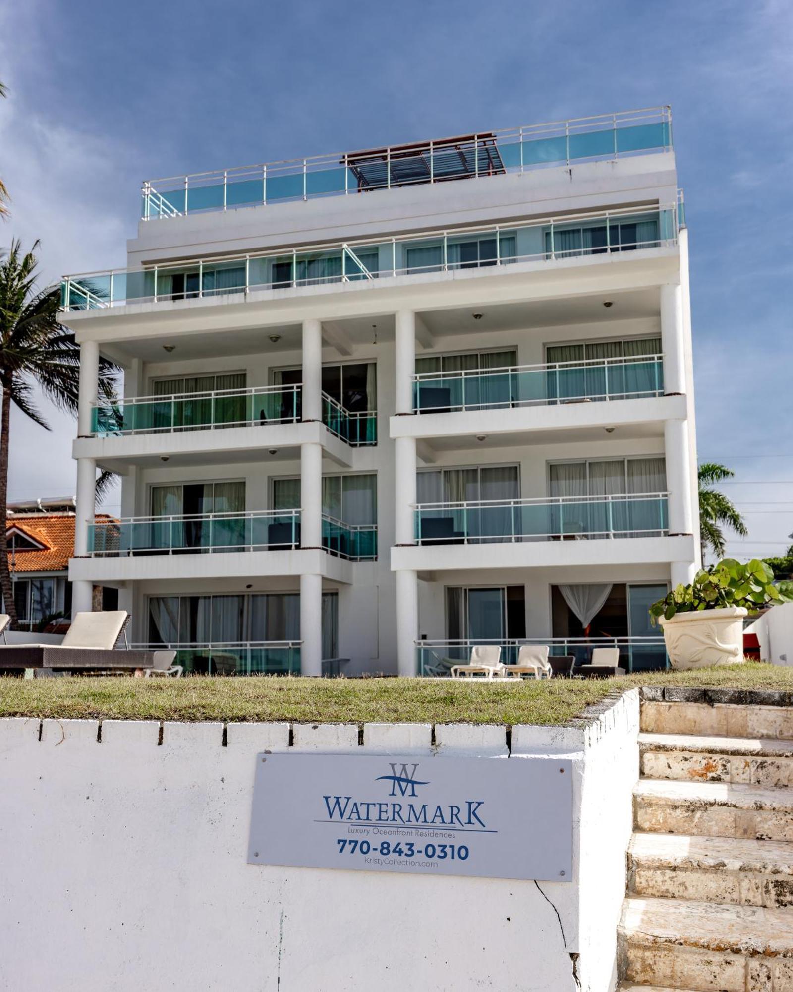كاباريتي Watermark Luxury Oceanfront Residences المظهر الخارجي الصورة
