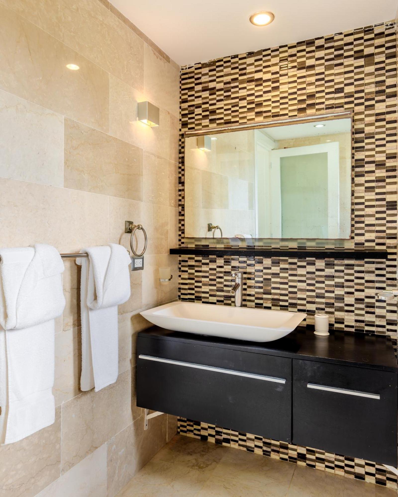 كاباريتي Watermark Luxury Oceanfront Residences المظهر الخارجي الصورة